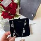 تميزي مع استايلك الجديد  توفرمن جديد اطقم نسائي  سلسال عنق