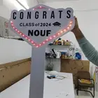 مجسمات فلين وعجلة الحظ