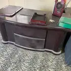 مكتب ودولاب