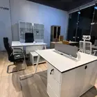 مكتب مودرن ابيض جاهز