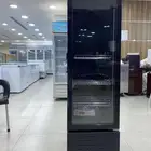 ثلاجة عرض بانكول 1 باب زجاج أسود - هدوء أثناء التشغيل