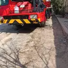 اثنين كرينات للبيع مستبيشي كاتو وا مستبيشي تدانو