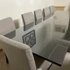 طاولة طعام نظيفة