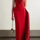 ابحث عن فستان سولاس لندن الأحمر مستعمل للبيع