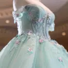 فستان ملكة للبيع هويدا