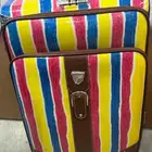 شنط سفر شنط كبيره وسط ألوان أشكال حلوه