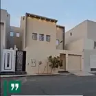 للبيع فيلا مع شقة بحي الحزم المربع الذهبي