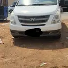 السلام عليكم اعرض لكم باص هونداي H1 2012بنزين