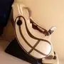 كرسي مساج فخم للبيع  BODYCARE