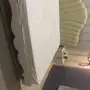 كنب كلاسك جميل ونظيف وسرير من المطلق...