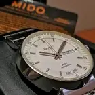 ساعة من ميدو أوتوماتيك وكيلها الغزالي