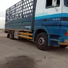 لوري لنقل البضائع والأثاث