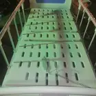 سرير طبي كهربائي