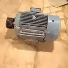 دينمو محرك 25 حصان الماني سرعه من 980 الي 1200