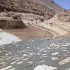 مباني حجر كبير وسغير بل يد وبل بكلين