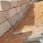 نقوم بتسوير المزراع بلا حجر الطبيعي حجر ممتازه وشبوك