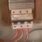 قاطع طبلون الفنار 100 أمبير
