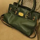 شنطة نسائية ماركة مايكل كورس اصليه فنتج