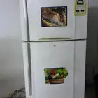 ثلاجة للبيع