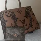 شنطة LV ماركة اصليه للبيع