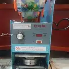 للبيع فريزر وعدد 2 مكابس اكواب عصير في الرياض