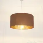يوجد إضاءة سقف