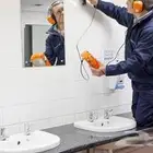 كشف تسربات المياه عزل اسطح عزل خزانات