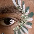 رسم على الوجه يوجد خصم لليوم الوطني