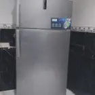 ثلاجه للبيع 18قدم نظيفه جدا استخدام خفيف