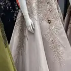 فستان جديد للبيع