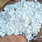 خرسانه بيضاء كسر رخام للزينه وفرش الاستراحات