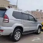 جيب برادو للبيع المديل 2005 اللون رصاصي أربعة سرندل القير