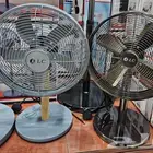 مروحة عامودية 4 ريشه و5 ريشه معدن 16 انش تتميز شكل انيق جدا