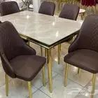 طاولات طعام وجزامات جديد بالكرتون