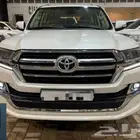 لاندكروزر GXR 2016