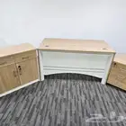 اثاث مكتبي