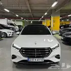 مرسيدس E300 2024 ثلاث شاشات