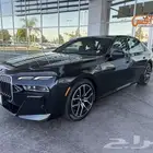 2025 بي إم دبليو 740i xDrive