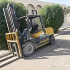 روافع شوكية للإيجار بجميع الأحجام والأنواع