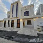 للبيع روف علوي مع ملحق تشطيبات فاخره بالمحاله أبها من 750الف