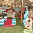 رسم على الجدران وحفلات تخرج