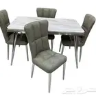 طاولات طعام خشب او رخام مع كراسي