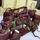 شنط بوتيقا نسائي ماركه درجة اولى