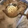 روبيان طازج من سوق الشرقية للأسماك في الرياض