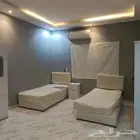 اغراض للبيع في حي النرجس 2سرير مع المرتبه 2دولاب و ثلاجه