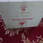 كرتون كبير للبيع على المزاد يبدأ من 15