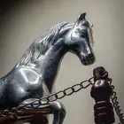 مجسم خيل نحاس بطلاء من الفضة للبيع