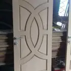 نجار ابواب خشب وجميع الديكورات