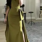 فستان من مصممه كويتيه