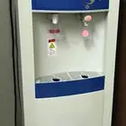برادة وشاشة تلفزيون